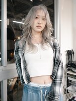 スティードアウェーク 立川北口店(Steed AWAYKE)&nbsp;layer cut / white blond【AWAYKE/Steed AWAYKE/立川】
