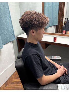 フォーコーナーズカットショップフェイビーズ 名古屋西(FourCornersCutShop favey's) ツイストスパイラル