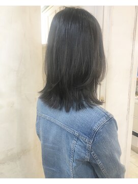 アリスバイアフロート 自由が丘(ALICe by AFLOAT) 切りっぱなし外ハネロブ