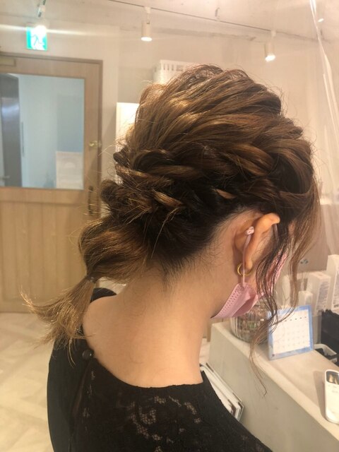 20代・30代・40代似合う小顔ヘアアレンジ♪二次会ブライダル花嫁