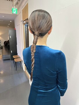 ノイ(noii) タイトアレンジ/タイトロープ/ヘアアレンジ/フィッシュボーン