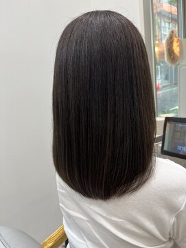 アラナ 平尾(alana) ミディアムボブ×ULTOWA水素トリートメント