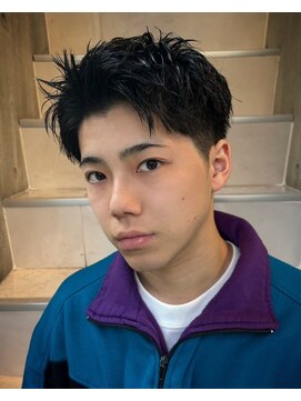 ビンゴ(BINGO) 1358黒髪アッシュブラックツーブロック刈り上げ短髪ショート