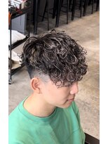 ハングアウト(Hangout)&nbsp;スペインカール/メンズパーマ/フェードカット/外国人風