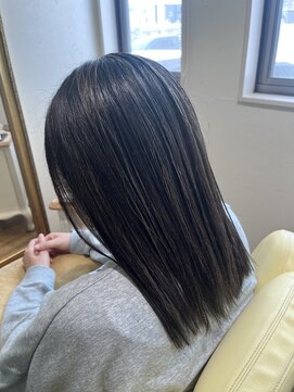 ルシードスタイル リム(LUCIDO STYLE Rim) ナチュラルグレイヘア×ハイライト