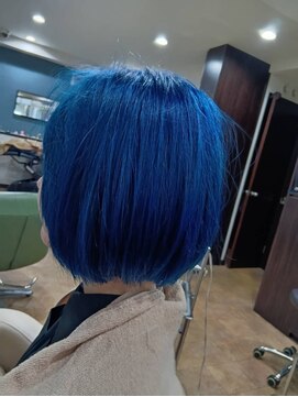 美容室カル 東戸塚/ダブルカラー/ブリーチ/ブルーカラー/ショート