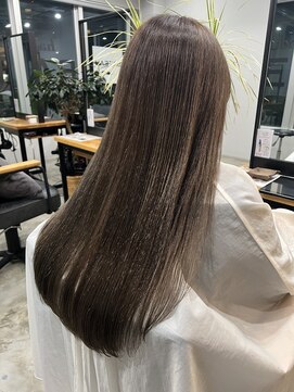 バトー バイ トリコ 船橋北口店(BATEAU by tricot) 艶ロング