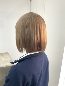 ノートエートル 西金沢(Nought etre) ブラウンベージュ/ハイトーンカラー/ツヤ髪スタイル/ブラウン