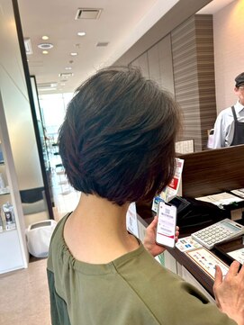 盛岡【ミセスショートボブ】トップにボリュームが欲しい方◎