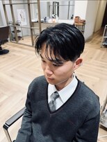 ゼゼ(zeze)&nbsp;リバースセンターパート/メンズ刈り上げ/シャドウパーマ