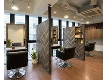 カーサデラディオーサ(casa de la Diosa)の雰囲気（1席毎に仕切られた半個室空間でゆっくりお寛ぎください。）