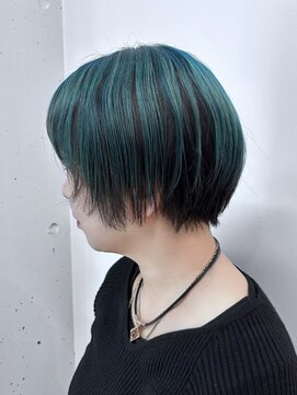 フェリチタ ひばりヶ丘(FELICITA) アンブレラカラーでエメラルドグリーンに