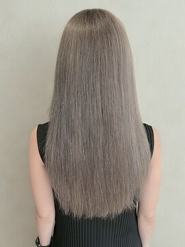 シェリール(CHERiR) 大人可愛いハイトーンホワイトブロンドロングストレートヘア