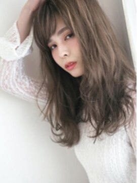 トッカ ヘアアンドトリートメント 難波店 外国人風ほつれウェーブ