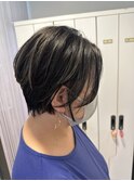 ハイライトとショートヘアー