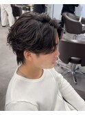 センターパート×毛流れパーマ