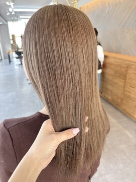 クルムバイルチア(Kulm by Luccica) ((kulmbyluccia YUNA))ブリーチなしwカラー!