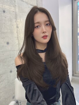 フォンズ(FONS) レイヤーカット/グレージュカラー/透明感カラー/韓国ヘア/学割