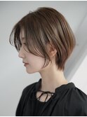 表参道切りっぱなしボブミディアムボブグレージュカラー40代50代