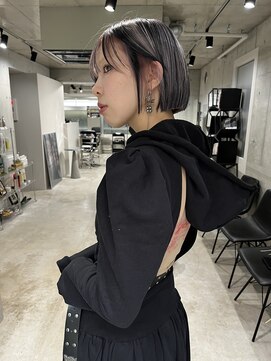 イー(Ii) ブラックミックスカラー