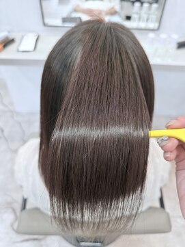 フェリア(feliah) 【フェリア柏の葉】透明感カラー/くすみベージュ/赤味なしカラー