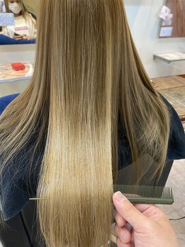 ロンド(Le Rond) 髪質改善トリートメント/ヘーゼルグレージュ/オリーブグレー