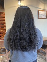 アルファレイズトロワ(alphareiz trois) ロングの波ウェーブパーマ