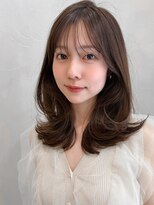 アグノス 青山(Agnos) 美髪レイヤーカットデジタルパーマミルクティーブロンド艶感