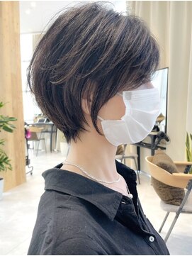 ビュートヨナカ(VIEW TOYONAKA) 40代50代/小顔カット/くびれショート/コンパクト/黒髪/豊中