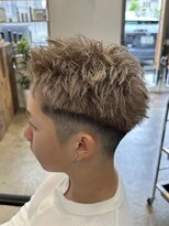 リット(lit.) MEN’S HAIR/サーフカール/刈り上げセンターパート/守谷