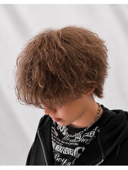 リバード(reverd)の写真/学生支持率◎初カラーやハイトーンもお任せ！理想のメンズスタイルを叶えます！学割クーポンもあります◎