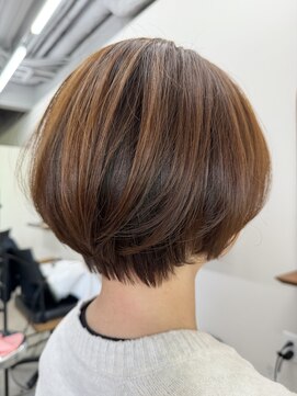 エディ(Hedi) ショートボブ