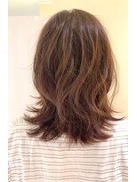 レウナ 外苑前(Reuna)&nbsp;30代40代に人気ニュアンスパーマ　くびれミディアム