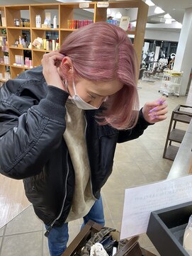 ソワンドゥブレス 瓜破店(soin de brace) 桜カラー