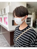 センターパートスタイル