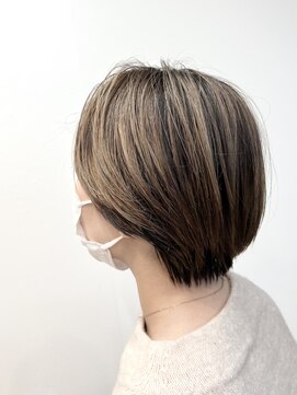 アンドデイ(&DAY) ショートボブ