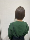 切りっぱなし/ストレート/ボブ/カーキカラー