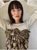 顔まわりレイヤー / アッシュブラック / 切りっぱなしミディアム