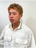ブリーチカラー　ハイトーン　ベリーショート
