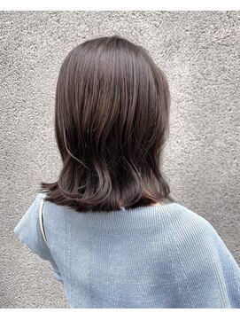 マノハル(MANOHARU) ツヤ感　大人ワンレンミディアム