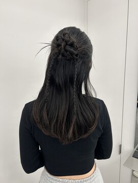 アマトウキョウ アユンチェ(AMA TOKYO×AYUNCHE) イベント前のカチモリヘア