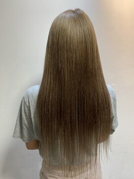 フツーロ 栄(FUTURO) プルエクステ