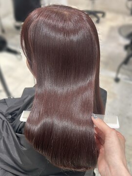 エヌアイ オモテサンドウ(ni omotesando) ☆ツヤ感たっぷりラベンダーピンクカラー☆