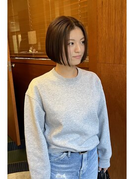 クヴェル バイ アーバン(KVELL by urban.) 顎ラインボブ × ライトブラウン