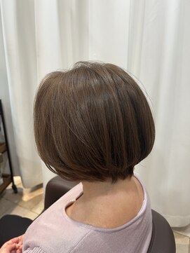 マロンベージュ