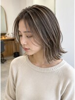 エヌア(ENURE) 透明感ハイライトグラデーションボブ