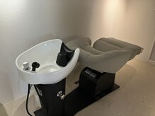 ヌトテ(nutote)の雰囲気(首や腰への負担が少ない、快適なフルフラットシャンプー台。)