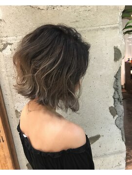 ワエン(WAEN) （ホワイトシルバーバレイヤージュ）