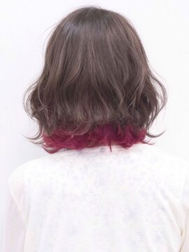 ミーティア バイ クアトロ(Meteor By QUATRO) 【QUATRO】インナーカラーレッド