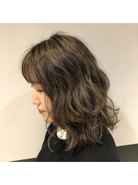 エフパレードシーサイド(F.PARADE seaside) ハイライト×スモーク【上総一ノ宮】【茂原】